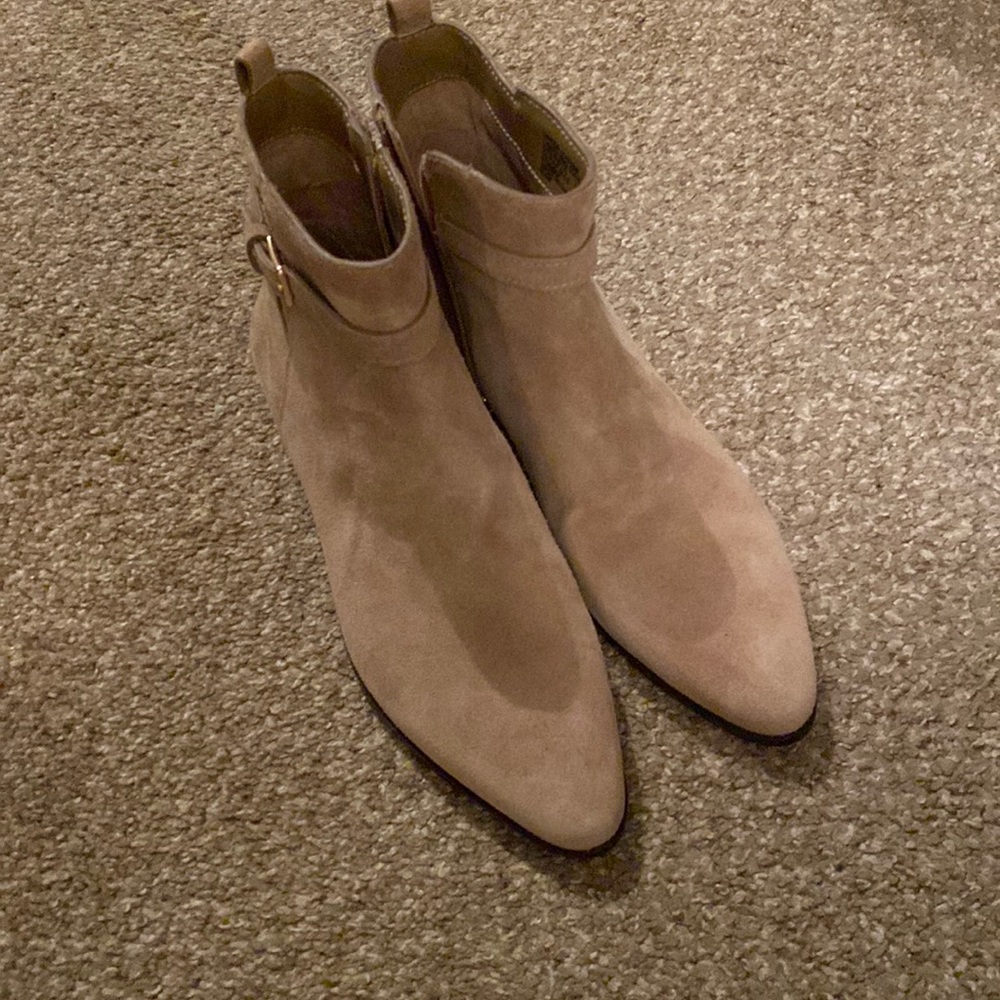 Tan suede boots